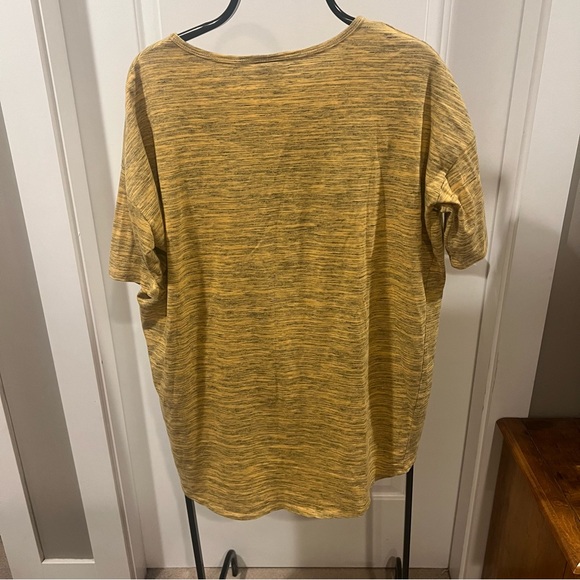 Casual Yellow Striped T-Shirt - Picture 5 of 6